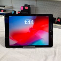(Spectrum) Apple MR6V2LL/A – A1954 32 Gb iPad (6th Gen – 9.7”) Wi-Fi + Cell TPW015224