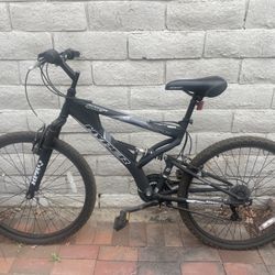 Hyper Havoc 26” Full Suspension Mountain Bike — Great Condition!