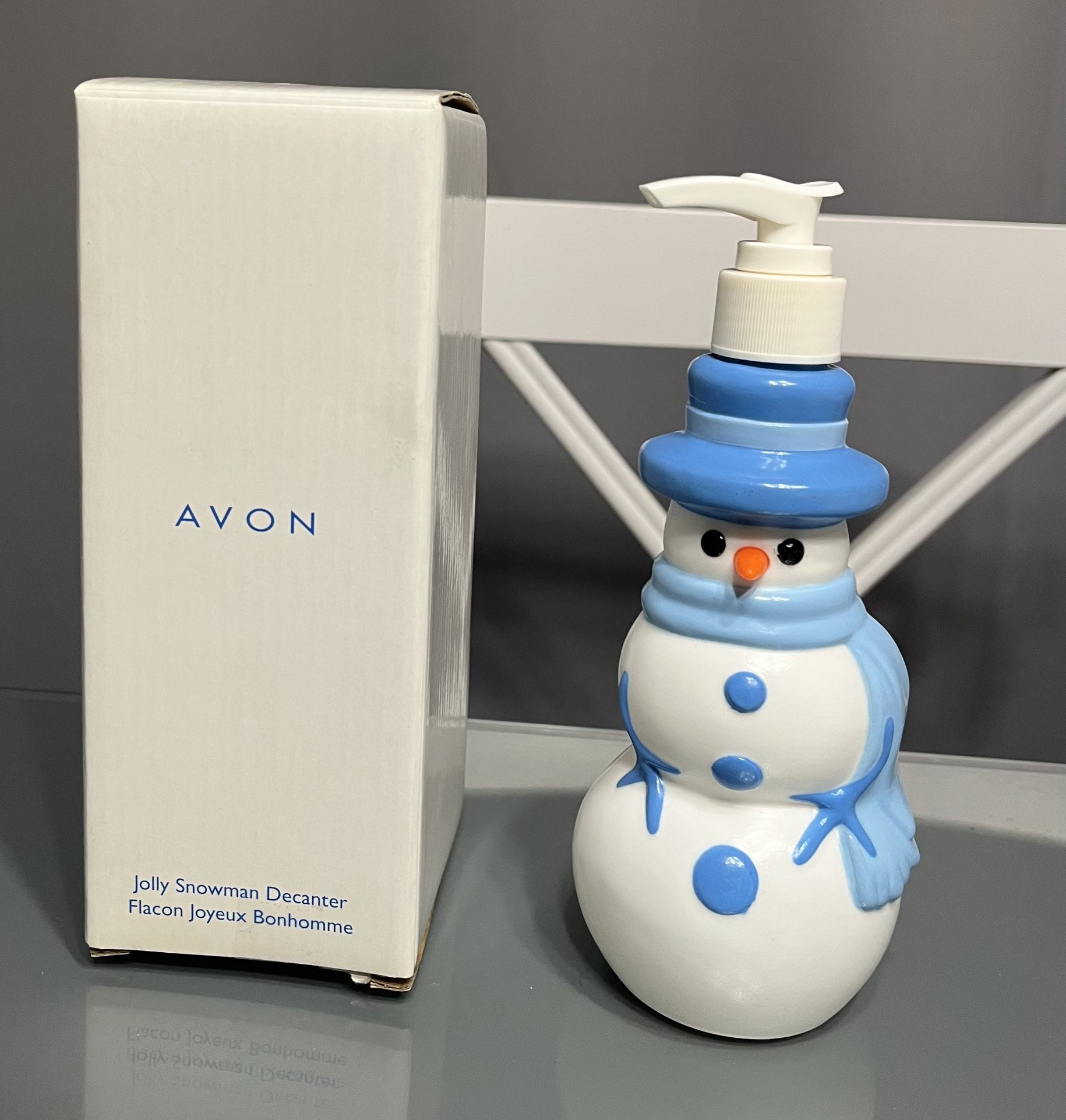 Avon Plastic Snowman Soap Dispenser Pump New