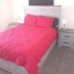 Queen Size 5 Piece Bedroom Set