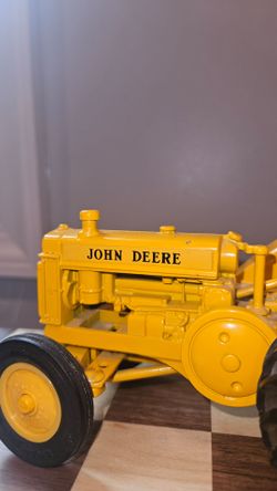 John Deere Yellow Diecast Toy Tractor Farm Vehicle Agriculture Theme