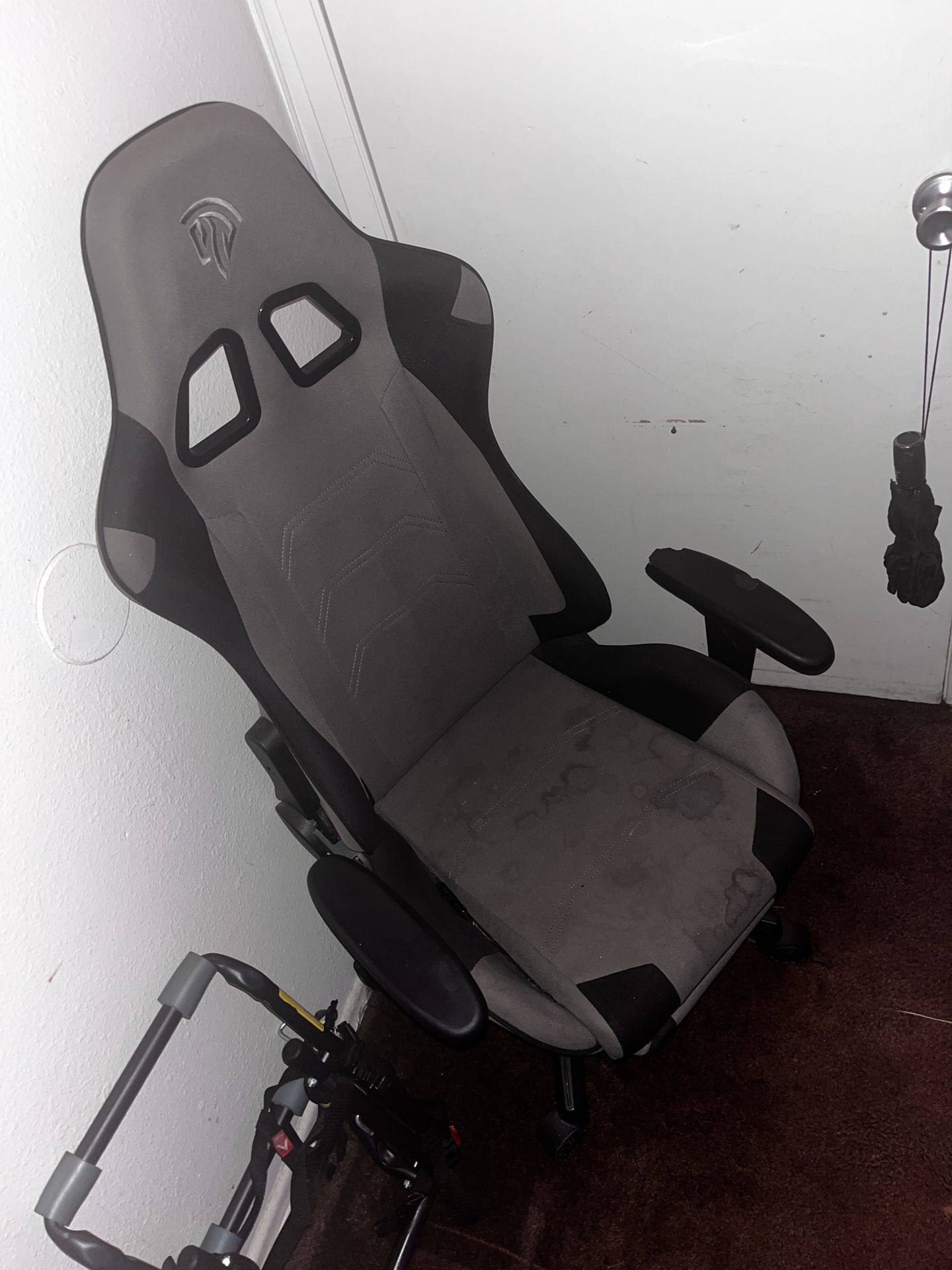 Gaming Chair With Foot Rest