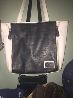 Guess bag $15