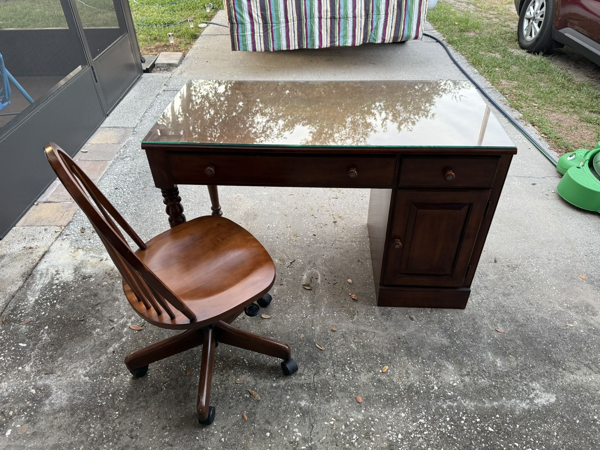 Ethan Allen Desk with Glass Top and Chair