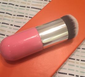 Kabuki Foundation Brush (Pink)