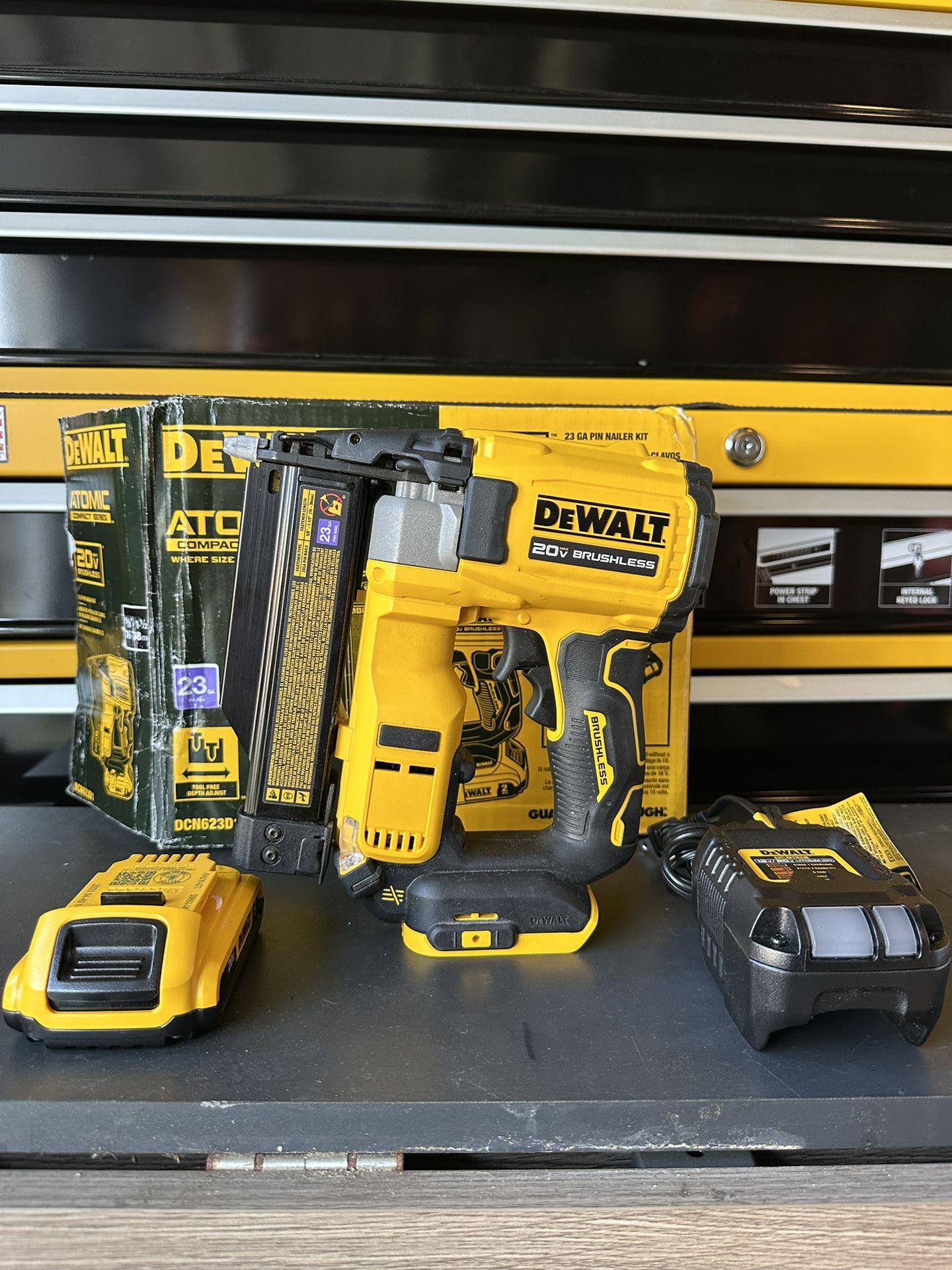 Dewalt Pin Nailer