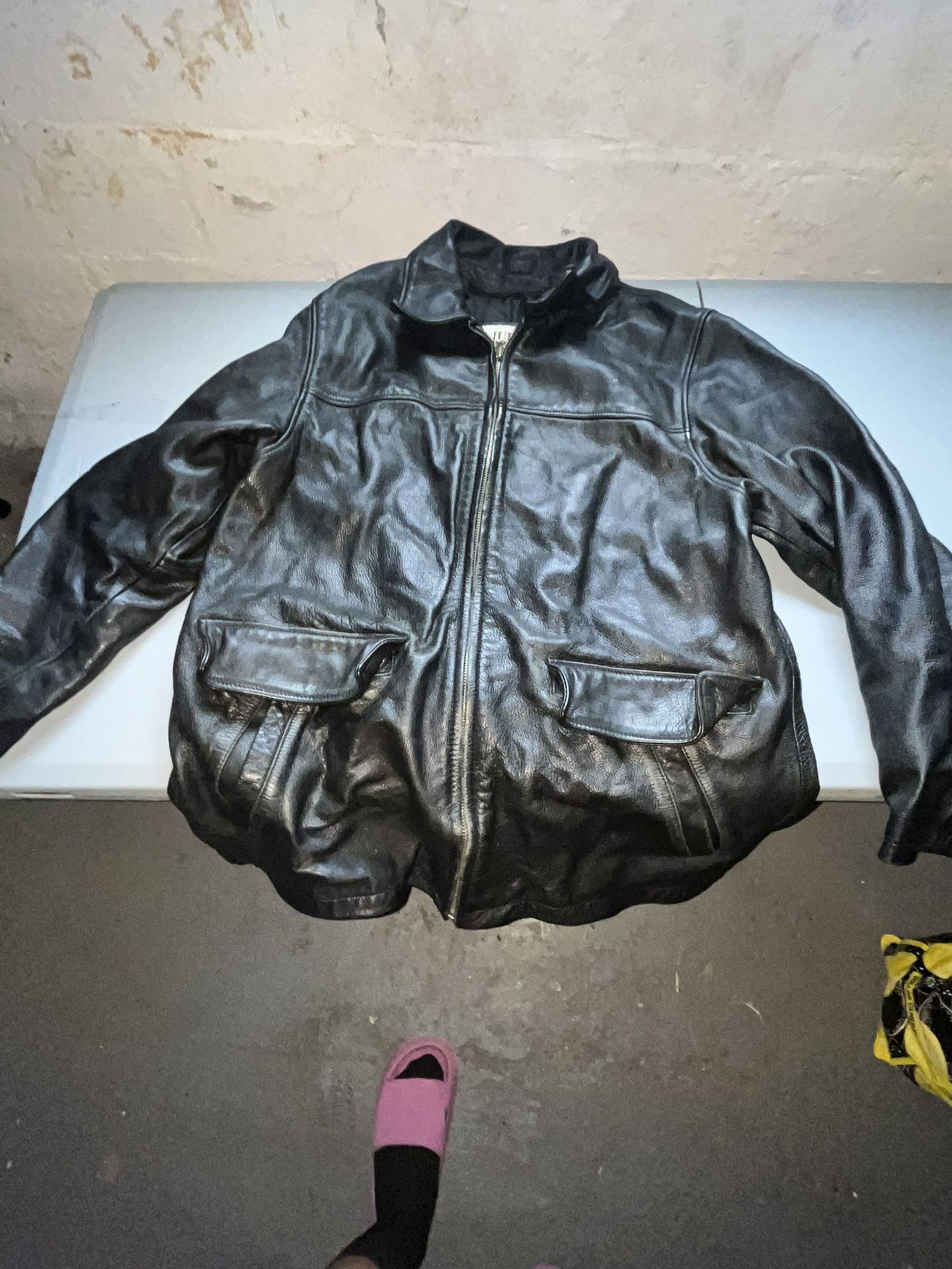 Large men’s adjustable coat