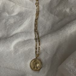 Gold Chain With Praying Hands 