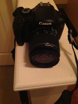 Canon Rebel T3 Digital SLR Camera