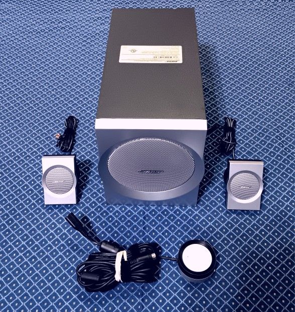 Bose Companion 3 Multimedia Speaker System Three Speakers And Cords - Tested -