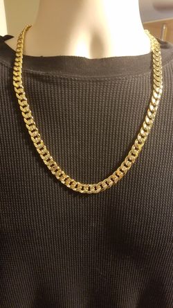 14k gold filled cuban chain with 14k Italy stamp.