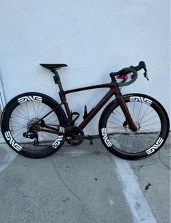 Specialized Roubaix SL8. (Size 52)  (Custom Build)