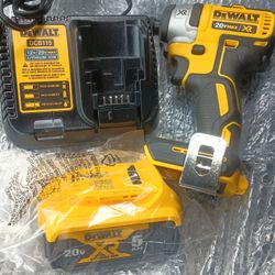 DeWalt XR Brushless Motor Multi Speed Impact Screw gun With 5ah Battery And Charger 