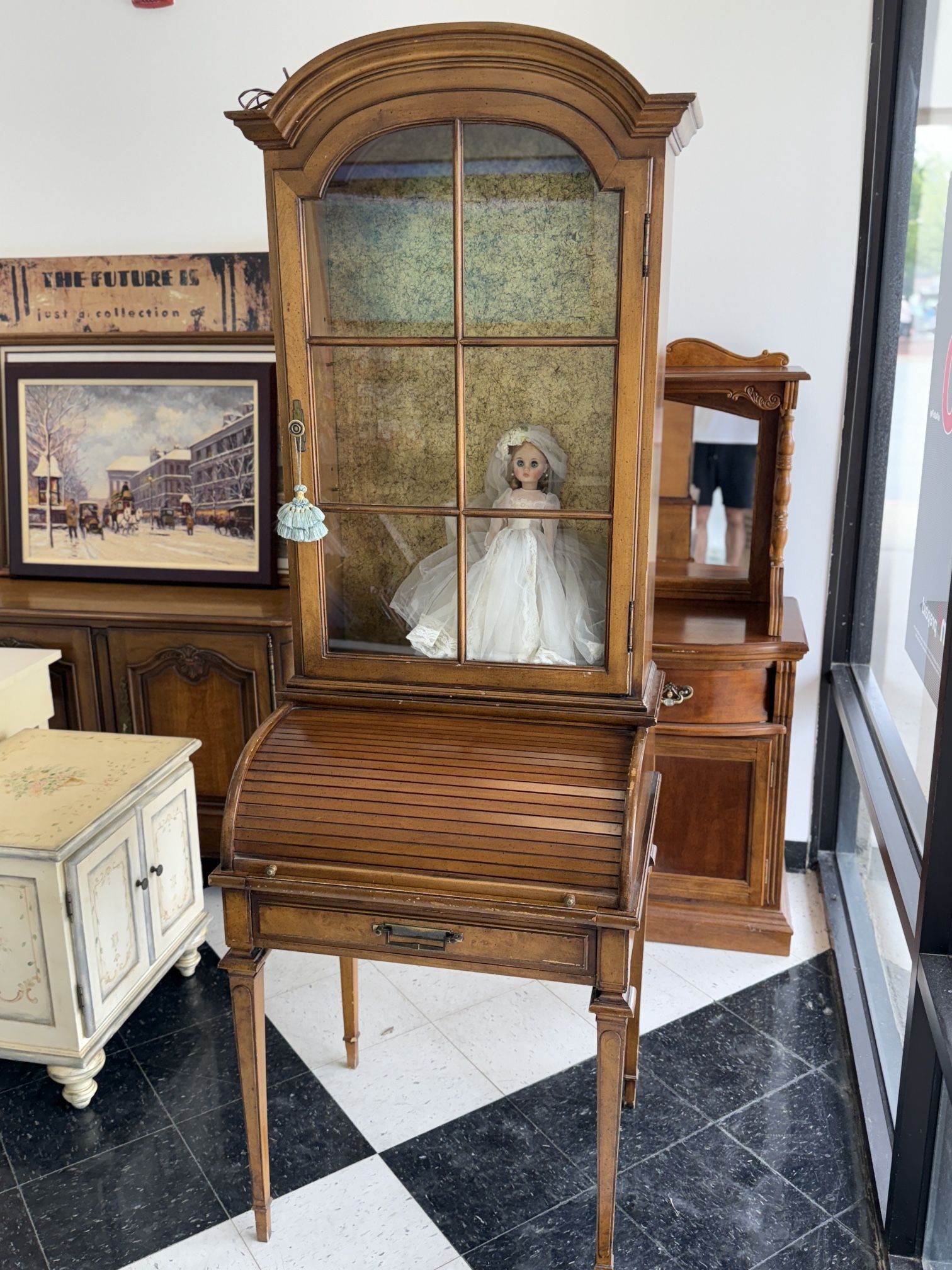 Vintage Secretary Desk Cabinet with Glass Display Hutch – Elegant Roll-Top Design – Wood Finish