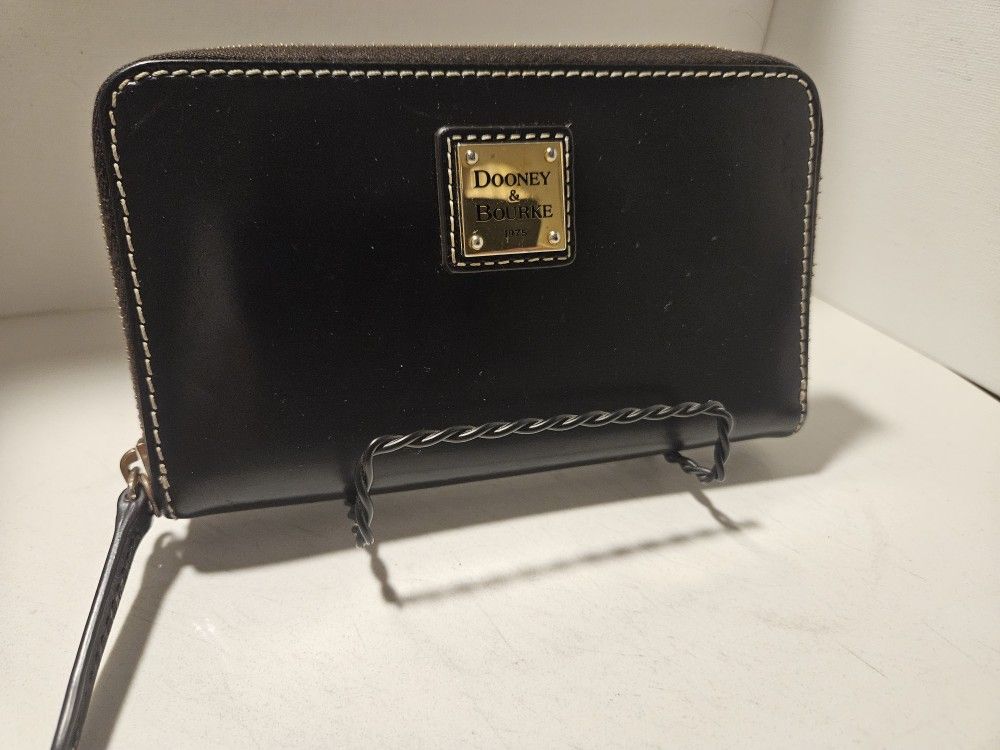 Dooney & Bourke Black Clutch Wallet