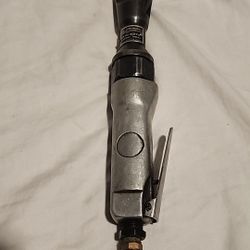 Central Pneumatic Impact Ratchet 