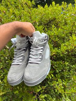 Jordan 5s size 8/5 120$