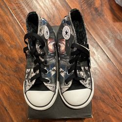 New boys Batman Chucks converse High Top size 10
