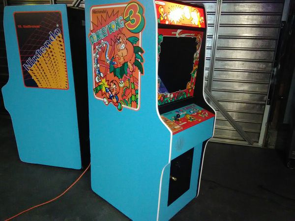 Nice Empty Donkey Kong 3 Arcade Game Machine Cabinet For Sale In