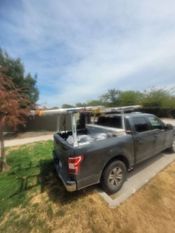 28 ft extended ladder with ladder rack