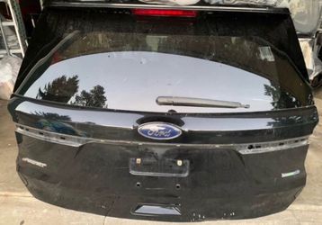 2018 Explorer rear glass