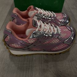 Pink Bottega Venta Orbit Sneaker