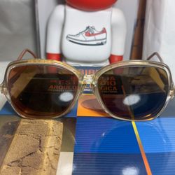 Gucci GG 2103 frames. (Read)