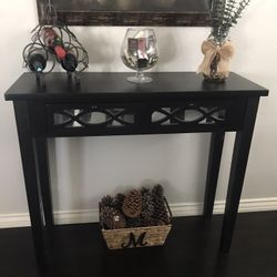 Console Table / Entry Table 