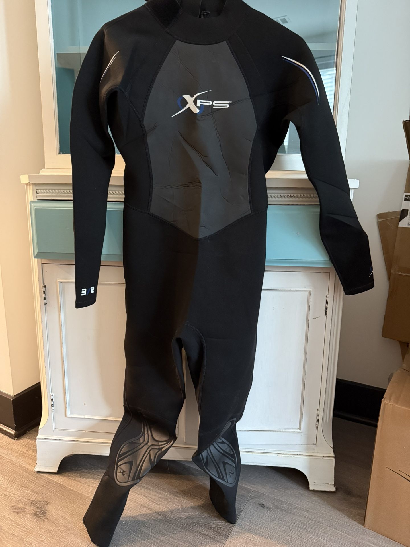 Boys Medium 3/2mm Wetsuit