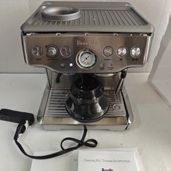 Breville Barista Express BES870XL Coffee Machine