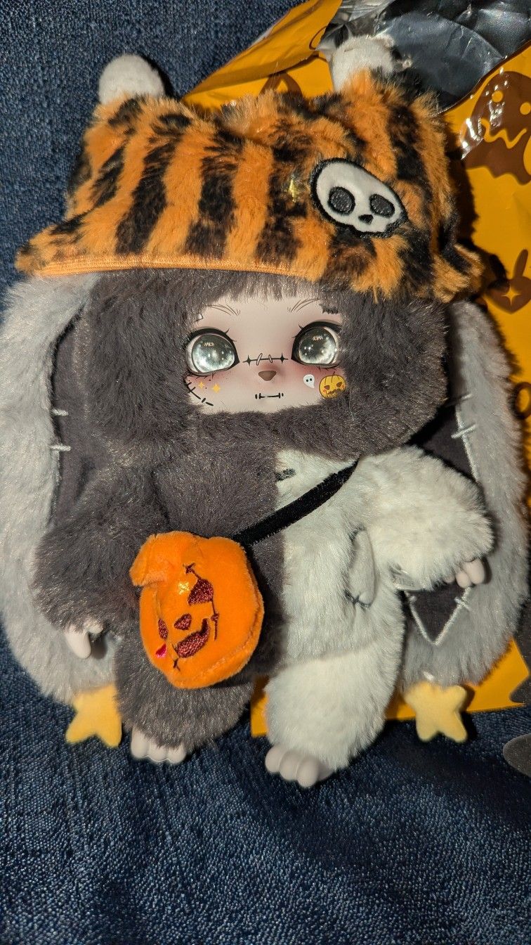 Lokiki Halloween Vinyl Pendant Plush