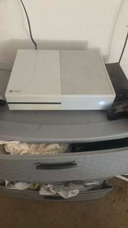 Xbox One S  with 2 controllers
