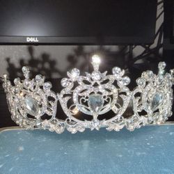 Quinceañera Crown And Rosary