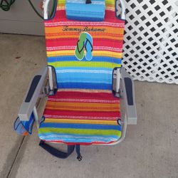 Like New Tommy Bahama Chair 