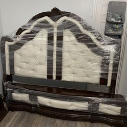 Beautiful Natural All Wood Mahogany King Bedframe