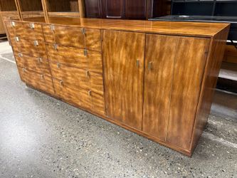 HICKORY MANUFACTURING Vintage Mid-Century Brass Walnut 9-Drawer Dresser