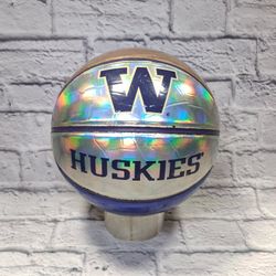 UW HUSKIES BASKETBALL 