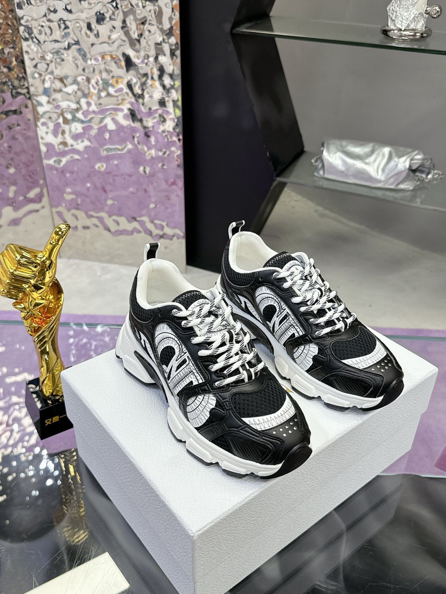 Christian Dior Men’s Sneaker With Box 2025 New