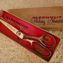 NEW IN BOX VINTAGE KLEENCUT PINKING FABRIC SHEARS SEWING SCISSORS IN ORIGINAL BOX