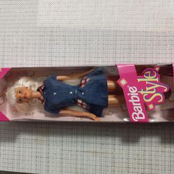 1997 Barbie Style Doll