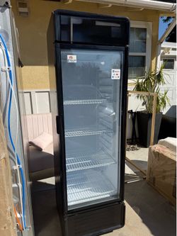 Cooler Depot single glass door commercial merchandiser cooler