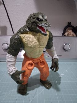 DC Comics Batman Giant Series Killer Croc- 12 inches action figure.  Good condition.
