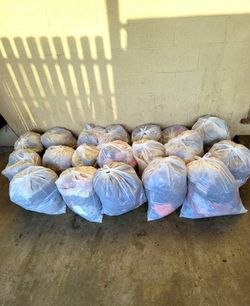 20 bolsas grandes de ropa perfecta para reventa // 20 Big bags of clothes perfect for resale