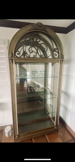 Glass hutch cabinet