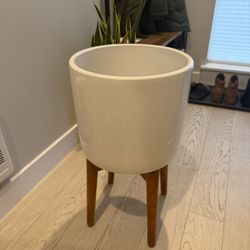 West Elm Mid-Century Turned Wood Leg Planter