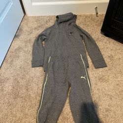 PUMA SWEATSUIT