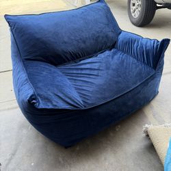 Two Lepouf Bean Bag Seat (2)