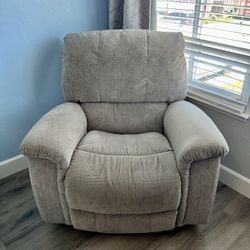 La-Z-Boy Power  Recliner- Custom Made 