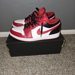 Air Jordan 1 Low "Reverse Black Toe"