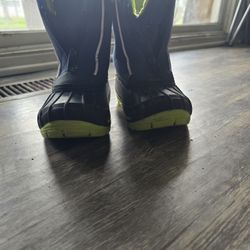 Snow Boots